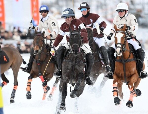 U.S. Polo Assn. celebra debut histórico como socio de vestuario de la 41.ª Snow Polo World Cup St. Moritz